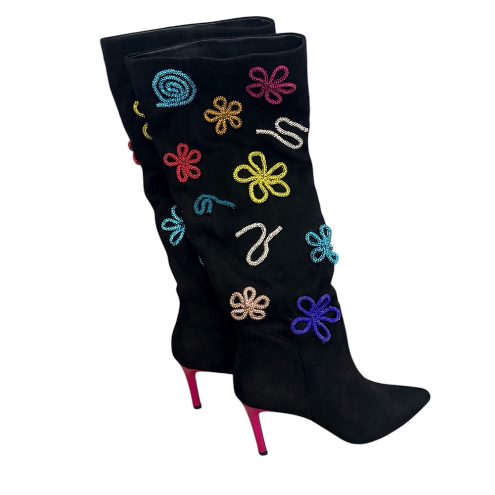 New Betsey Johnson Black Crystal Embroidered Boots with Pink Heel size 6